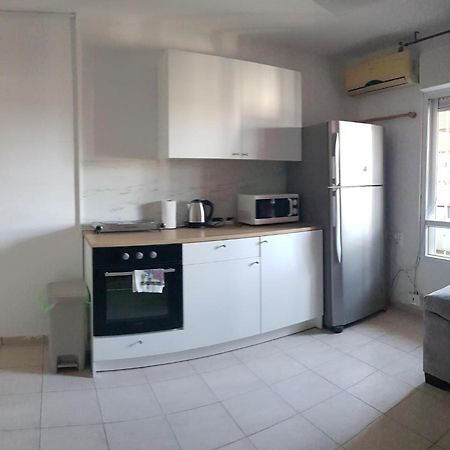 Lod Cozy Flat With Parking Well-Placed Near Tlv Airport 아파트 외부 사진